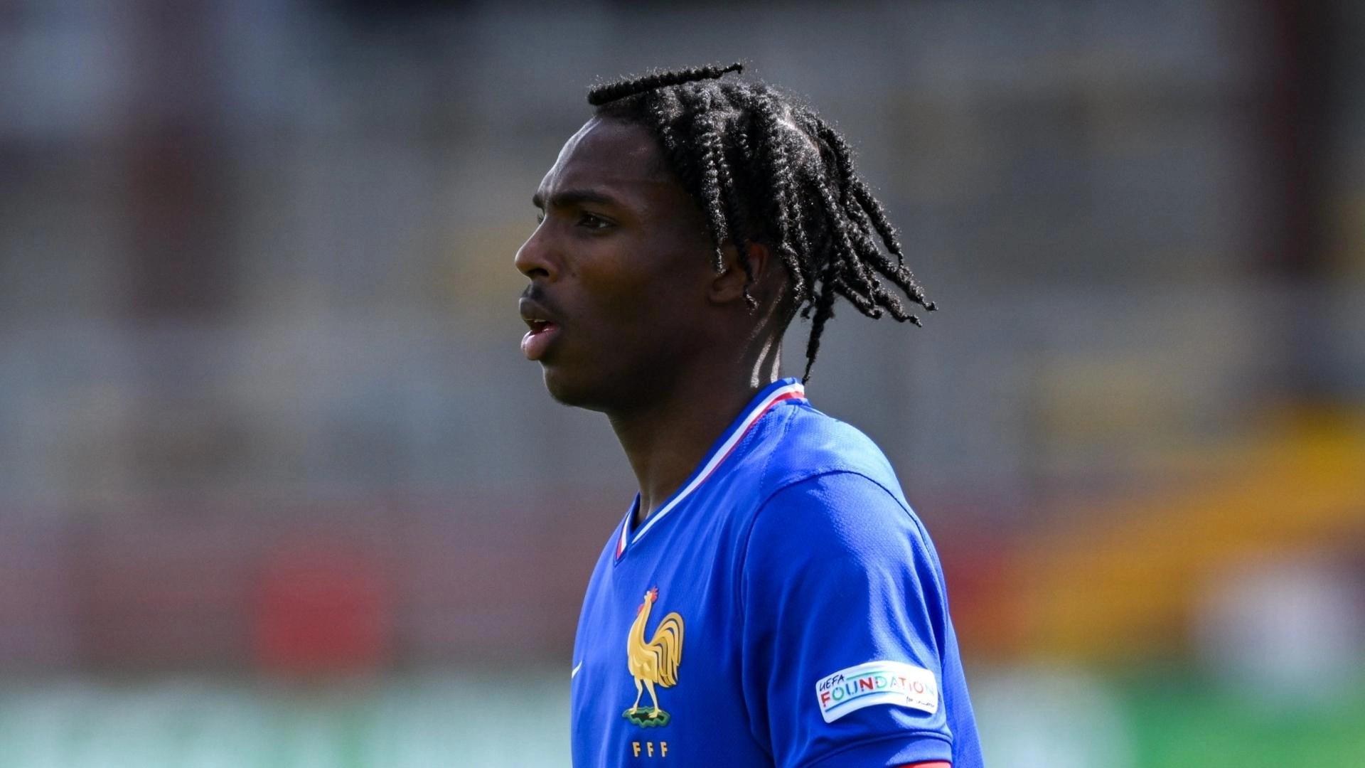 JJB jjb Jingjibao 竞技宝 电竞赛事 体育赛事 体育 电竞-官方：利物浦签下20岁雷恩后卫雅凯；据悉转会费为5500万镑