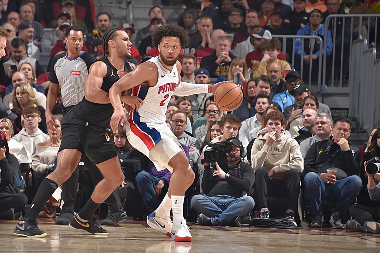 JJB jjb Jingjibao 竞技宝 电竞赛事 体育赛事 体育 电竞-关键场次又掉了链子，活塞后场核心的稳定性存在着不小的问题？